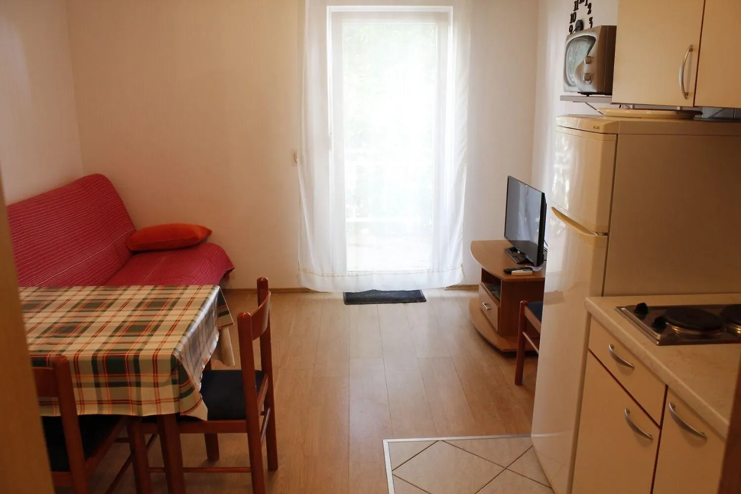 Apartments Branko Povljana